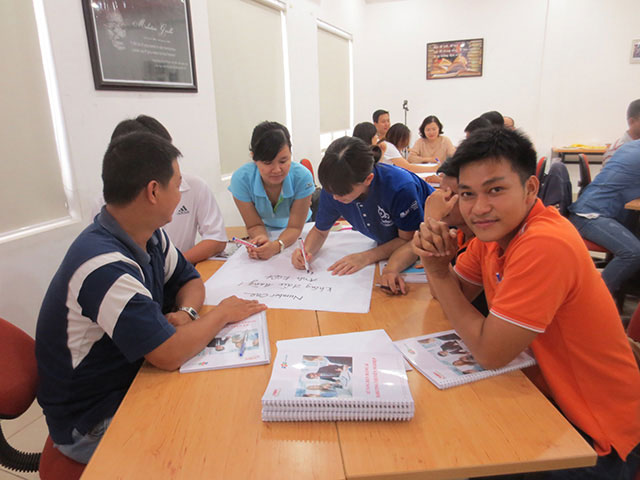 Kỹ năng bán hàng & Marketing chuyên nghiệp - FPT Services (16 & 17.05.2015)